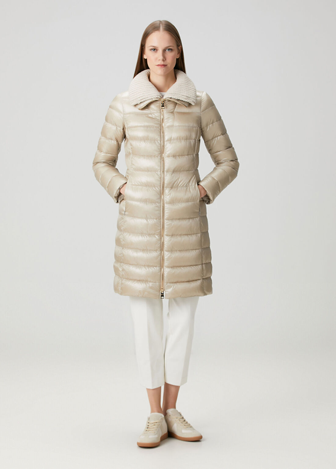 Herno Bej Yaka Detaylı Puffer Mont görsel 3