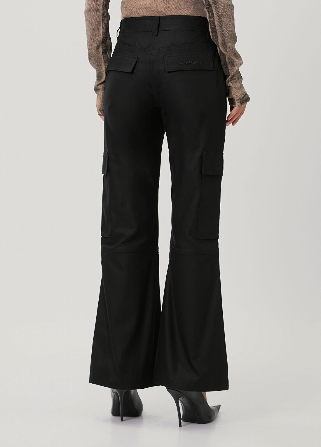 Acne Studios Siyah Saten Kargo Pantolon görsel 4