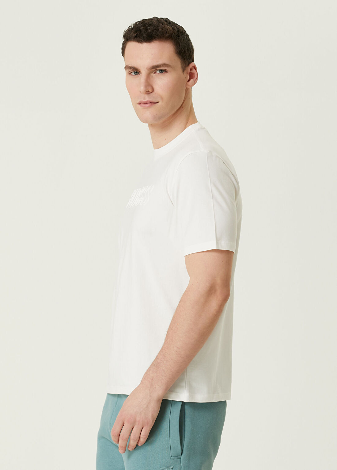 Guess Alphy Beyaz T-shirt görsel 3