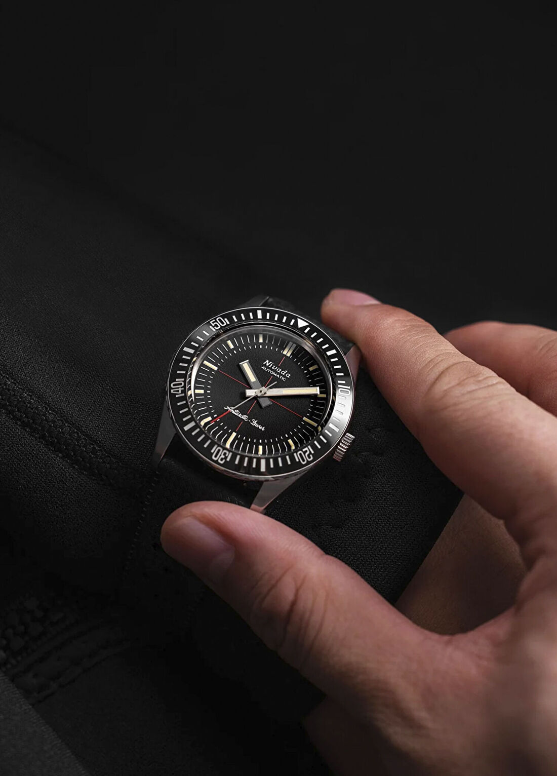 Nivada Grenchen Antarctic Diver No-Date 32044A01 Siyah Erkek Kol Saati görsel 3