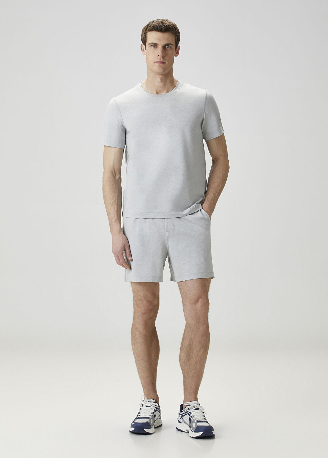 lululemon Gri Jersey 5" Şort
