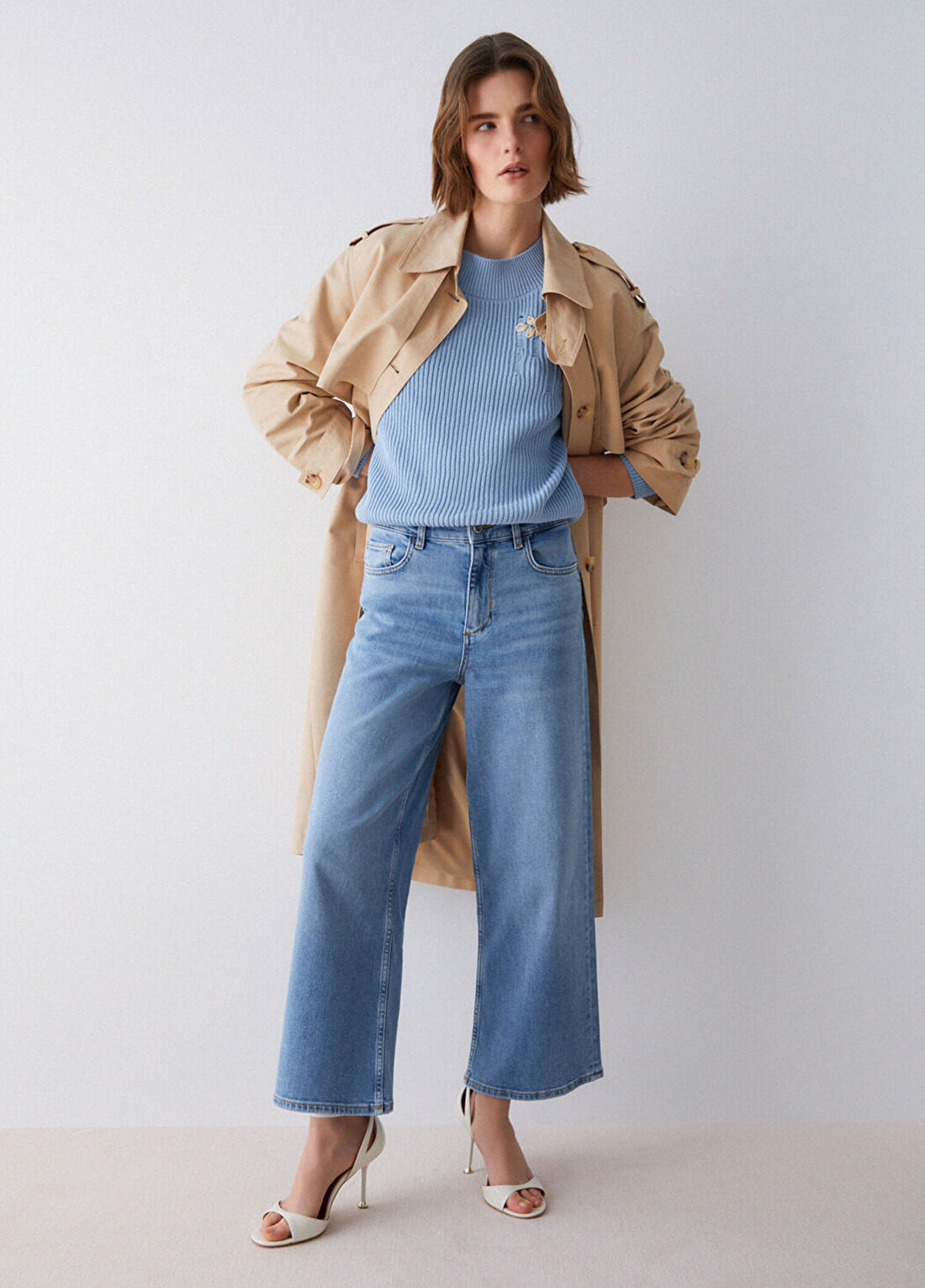 Liu Jo Mavi Cropped İspanyol Paça Kadın Jean Pantolon görsel 4