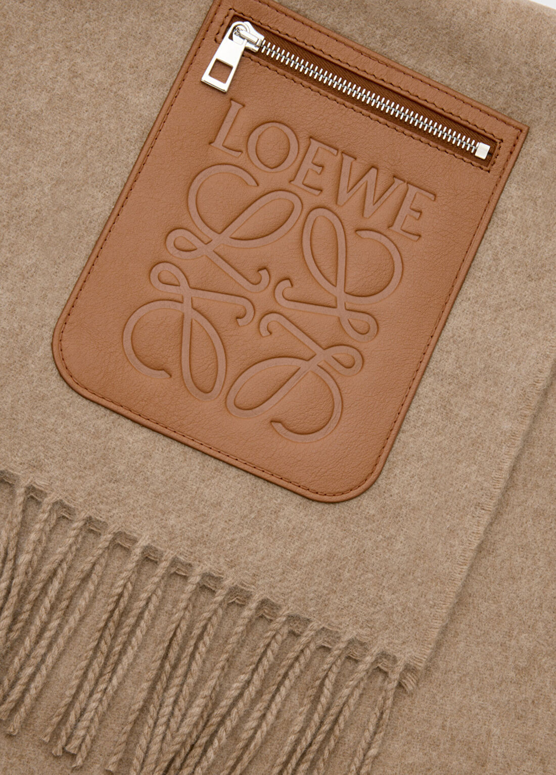 Loewe Bej Erkek Yün Atkı görsel 3
