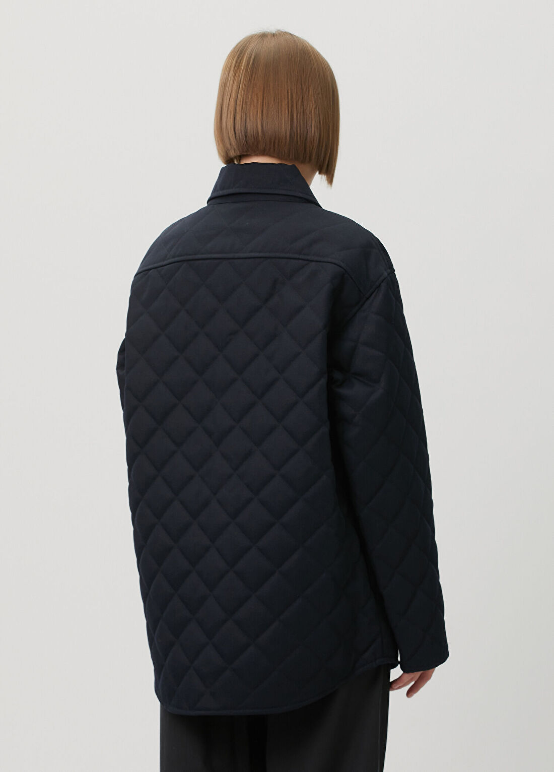 A.P.C. Koyu Lacivert Kapitoneli Mont görsel 4