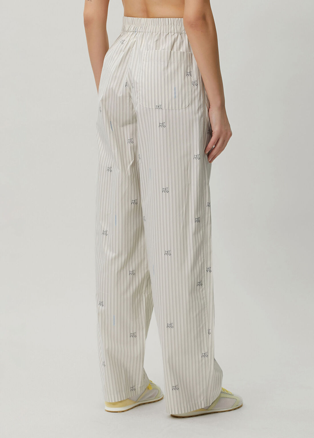 Jacquemus Ekru Çizgili Desenli Pantolon görsel 4