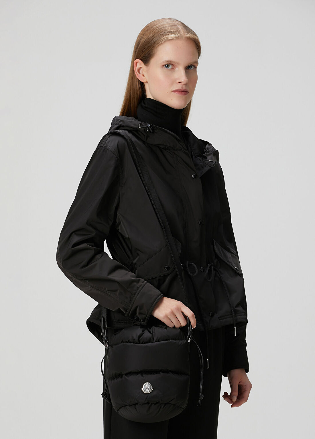 Moncler Caradoc Bucket Siyah Kapitoneli Çanta görsel 2