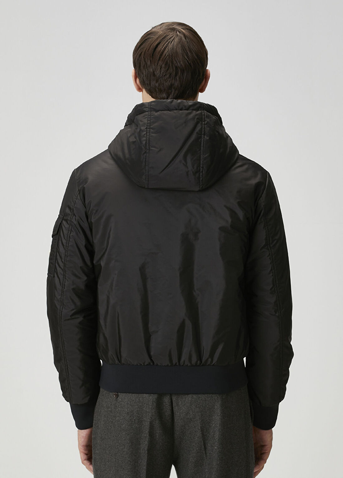 Moncler Siyah Kapüşonlu Mont görsel 3
