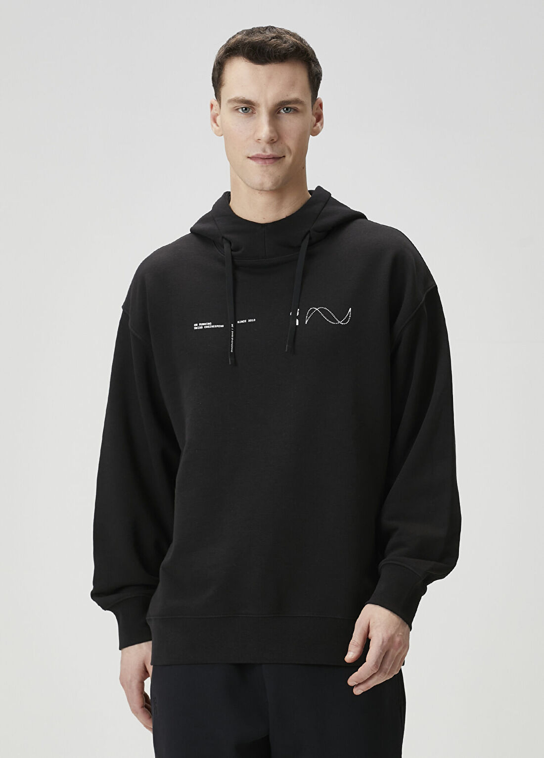 On Club Siyah Kapüşonlu Sweatshirt
