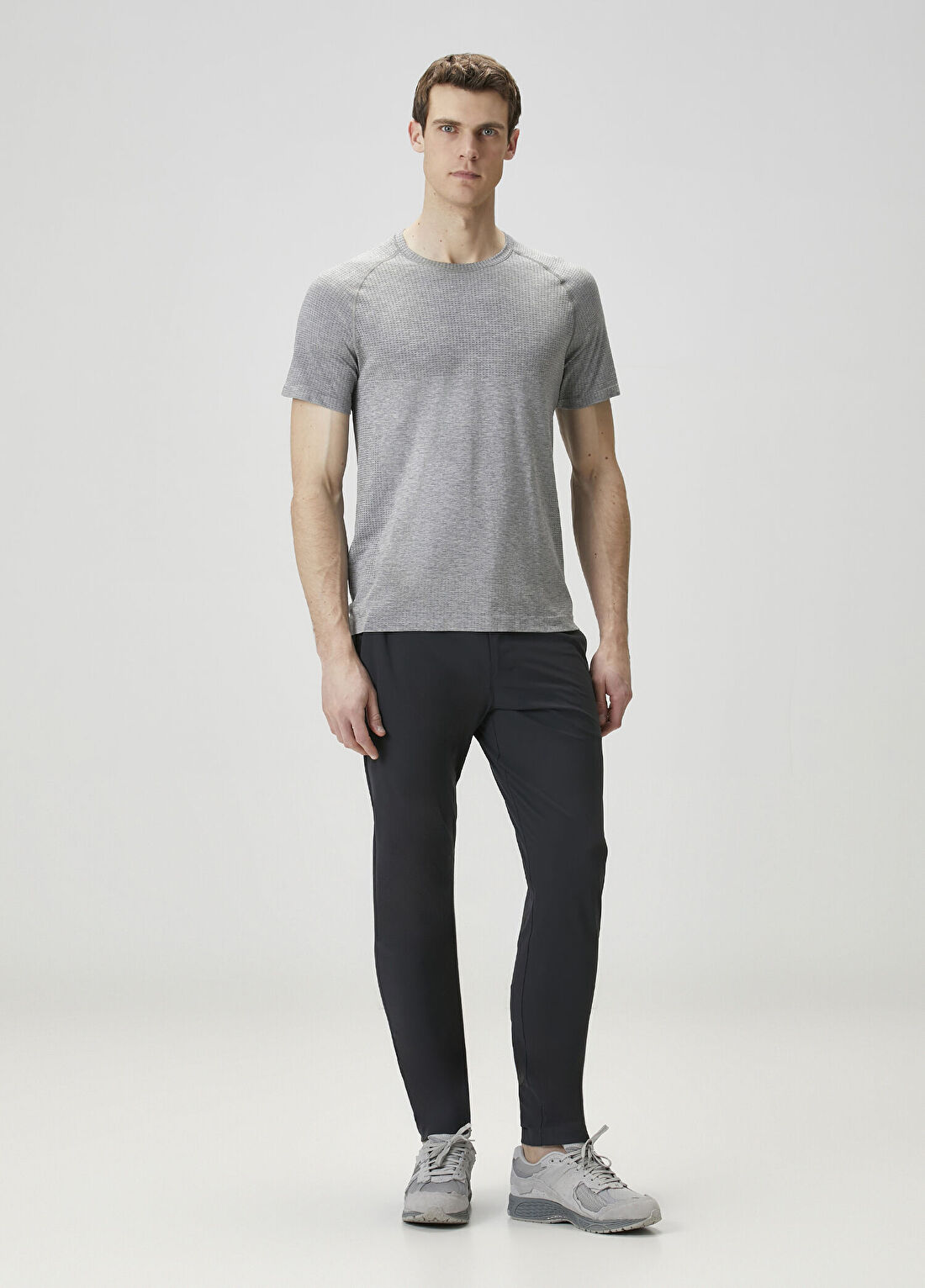 lululemon Gri T-shirt görsel 2