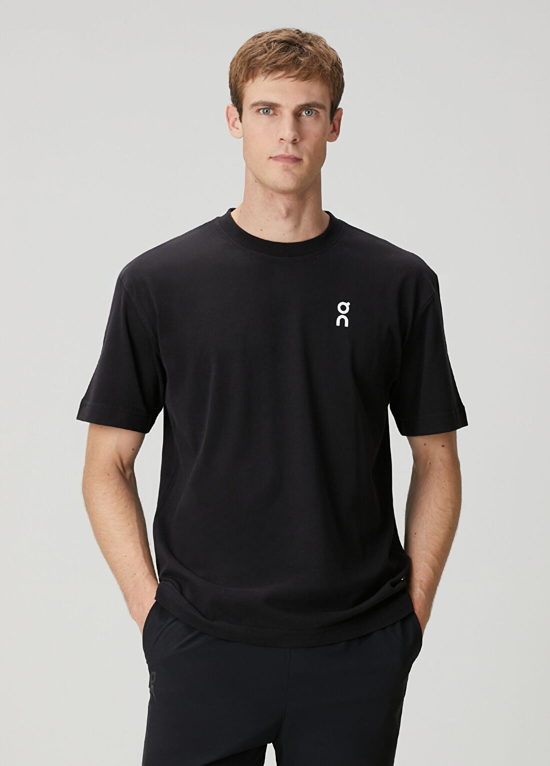 On Club T Siyah Basic T-shirt