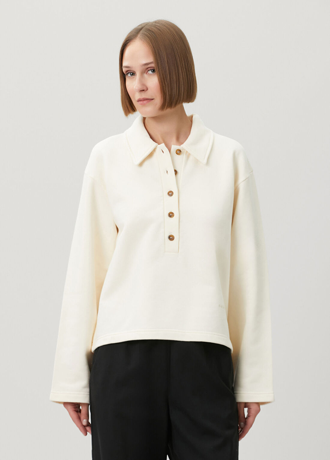 DAGMAR Krem Polo Sweatshirt