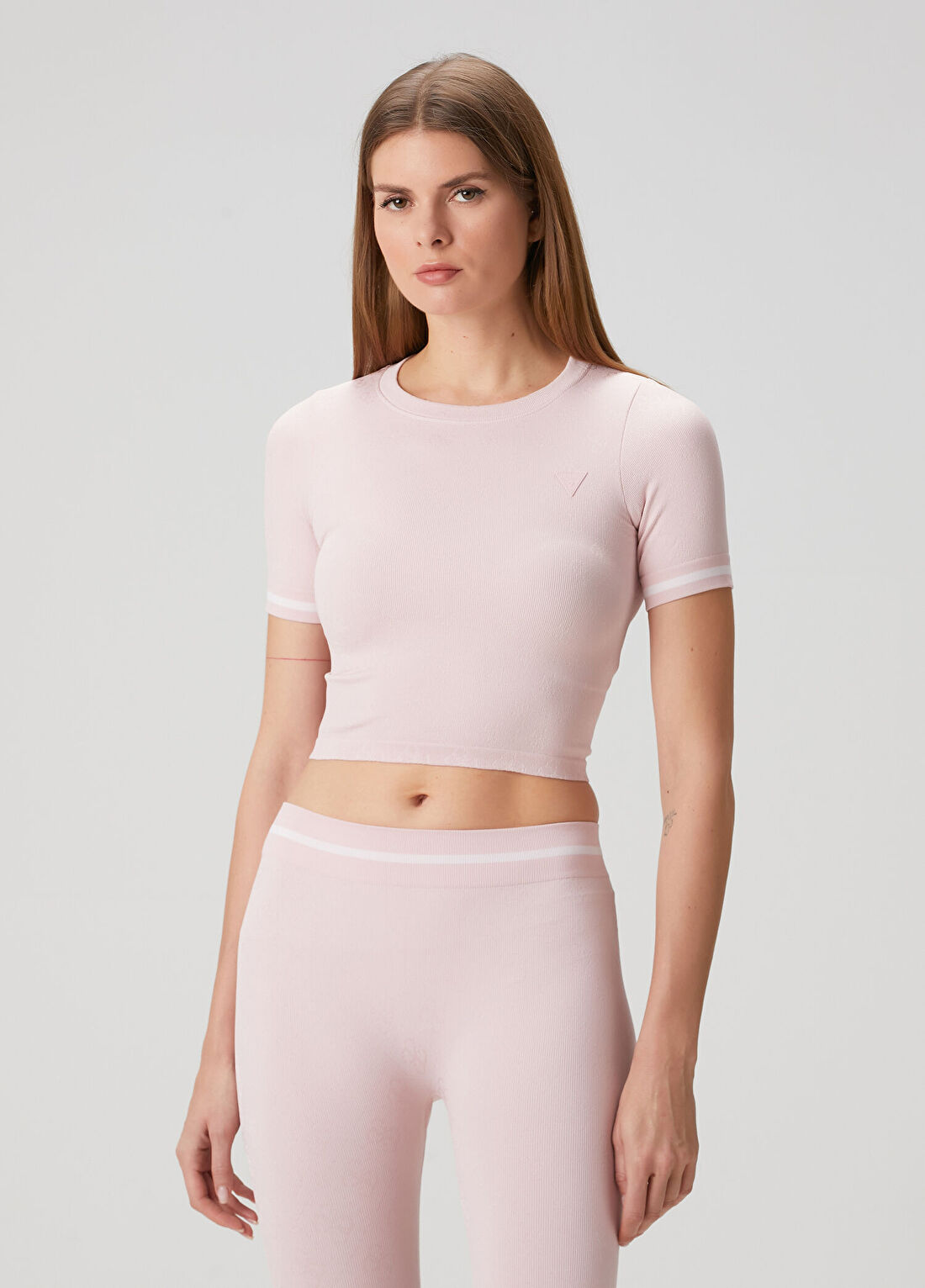 Guess Pepi Pembe Cropped Atlet