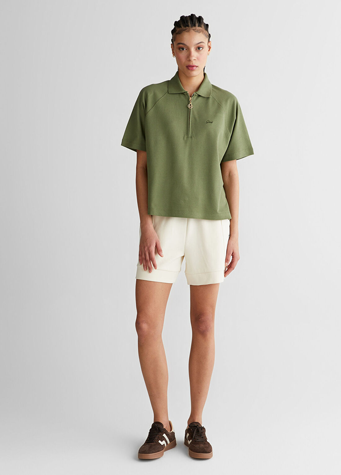 Gant Krem Regular Fit Polo Yaka Yarım Fermuarlı Kısa Kollu Kadın T-Shirt görsel 3