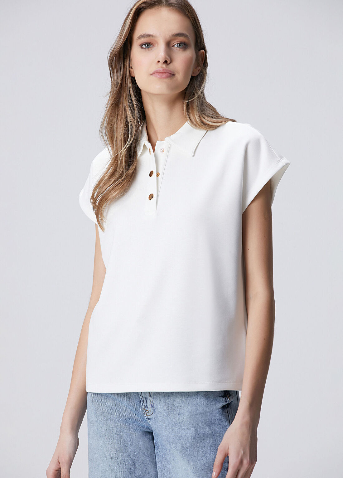 Network Kırık Beyaz Polo Yaka Çıtçıtlı Kısa Kol Sweatshirt