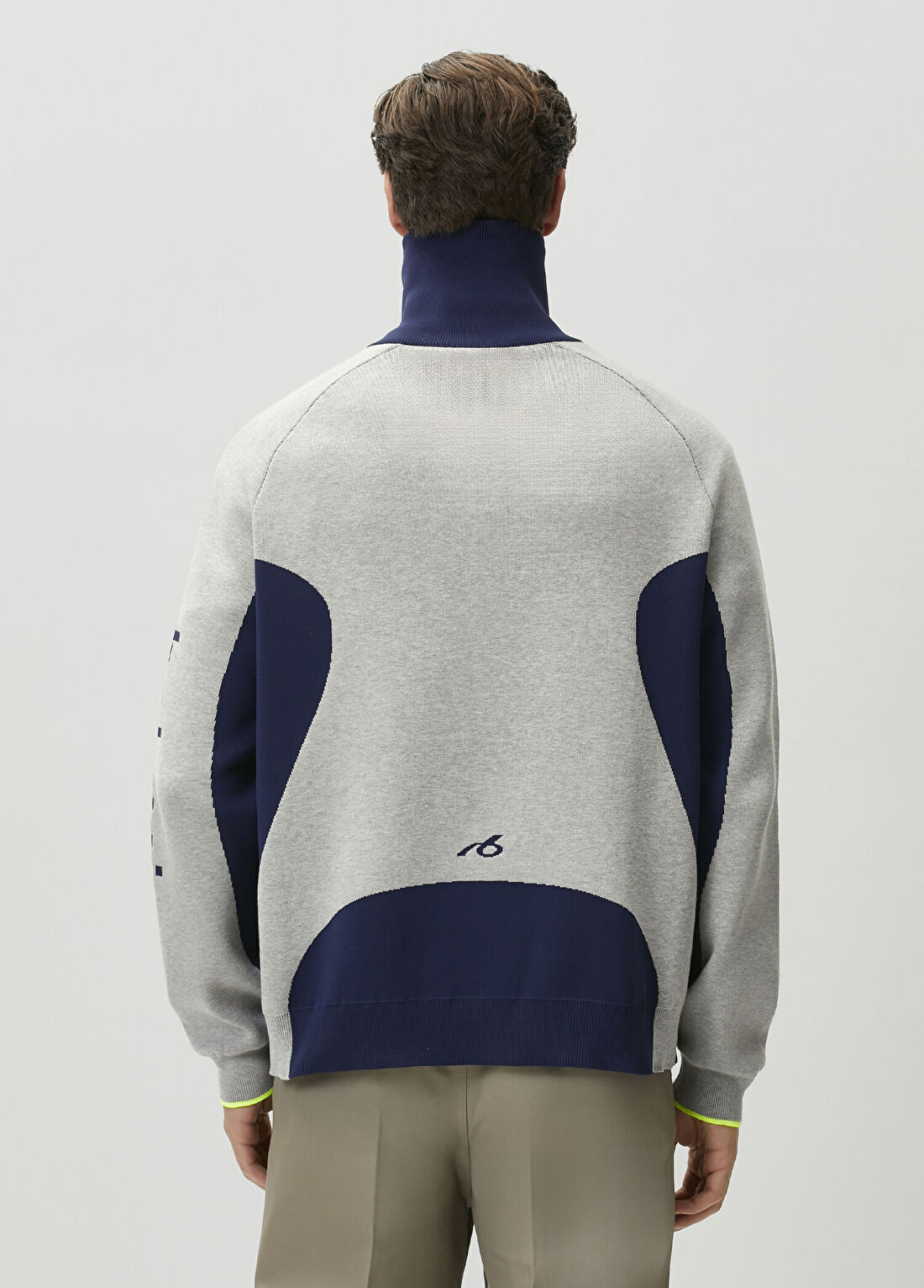 Balenciaga Triko görsel 4