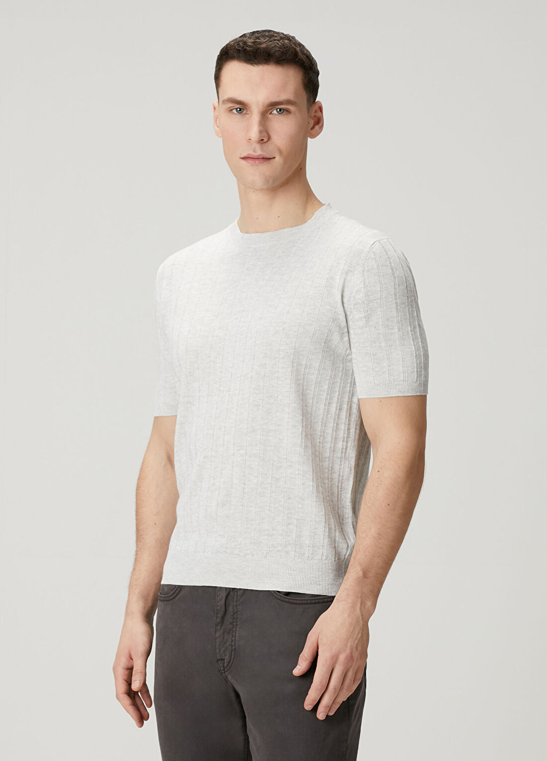Boglioli Gri Çizgi Dokulu Keten T-shirt