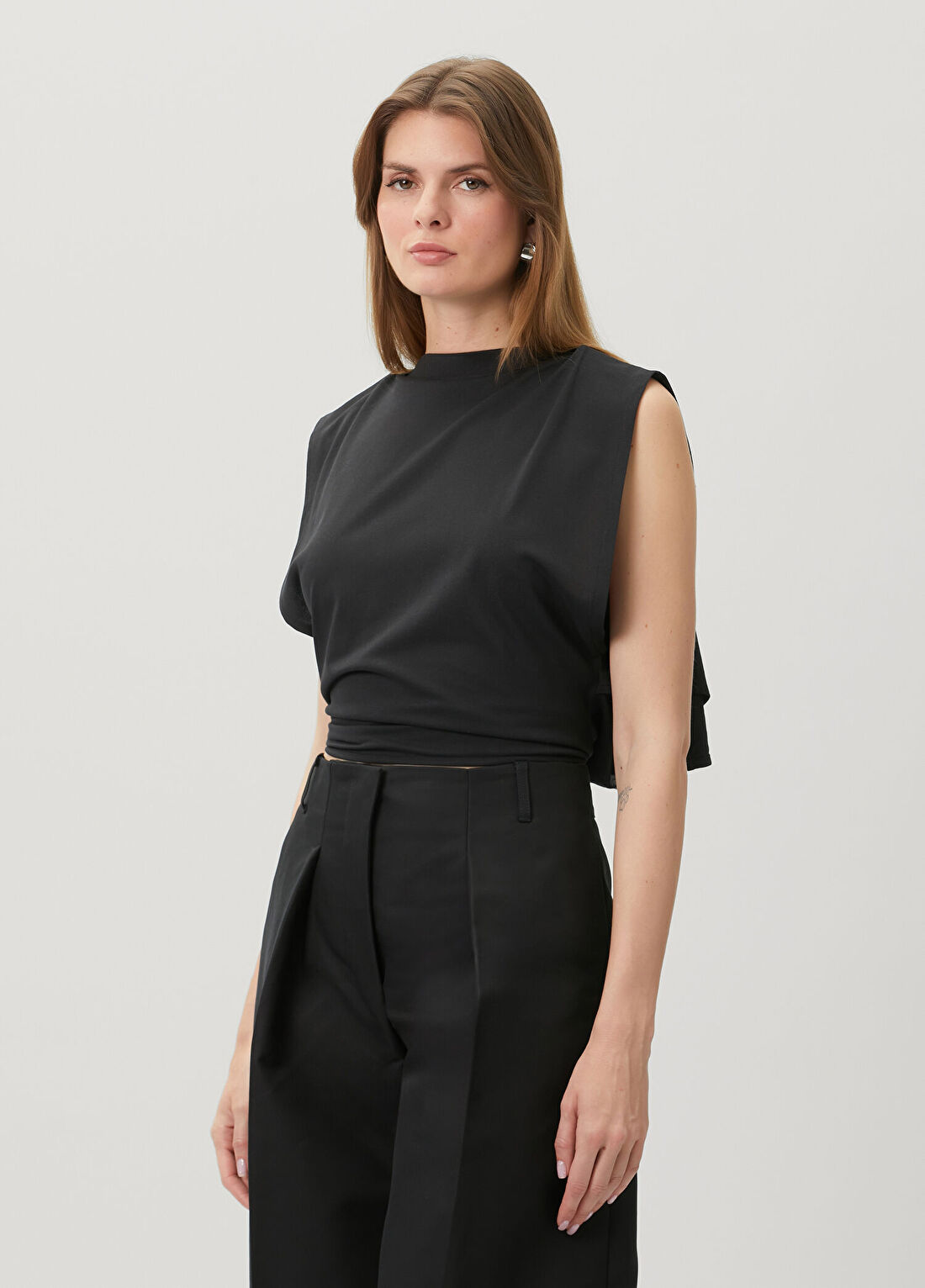 Jacquemus Le Marcel Siyah Crop Bluz