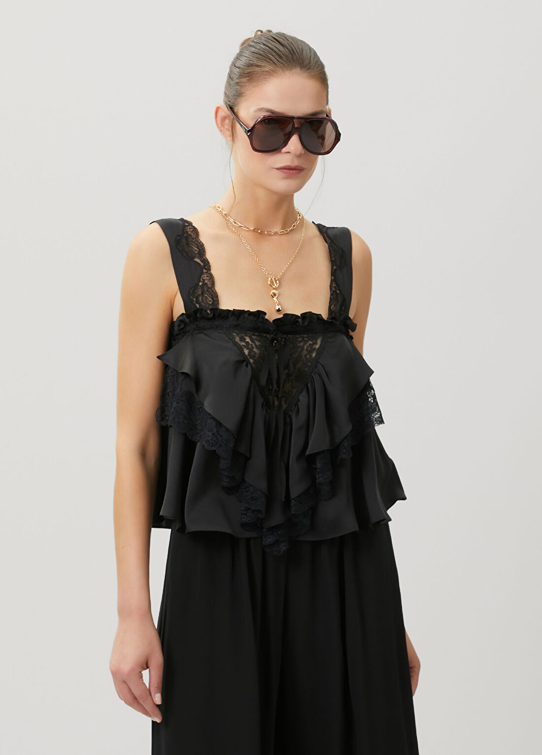 Chloe Siyah Dantelli İpek Bluz