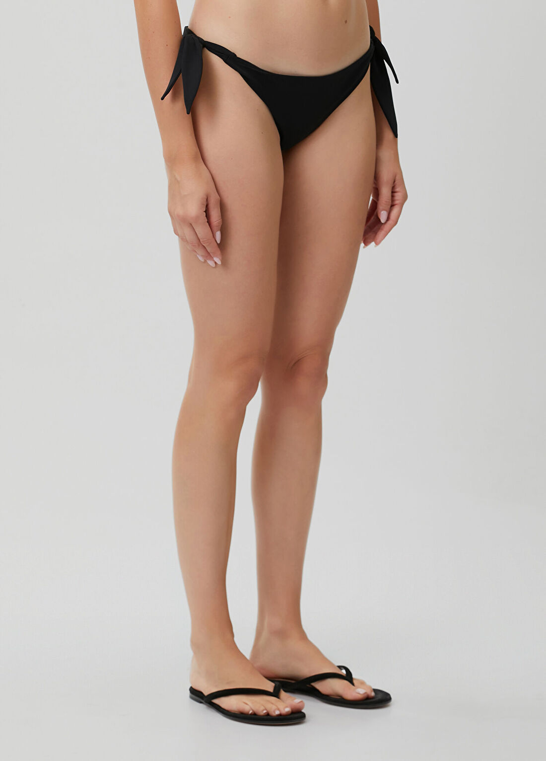Brunello Cucinelli Siyah Bağcıklı Bikini Altı görsel 3