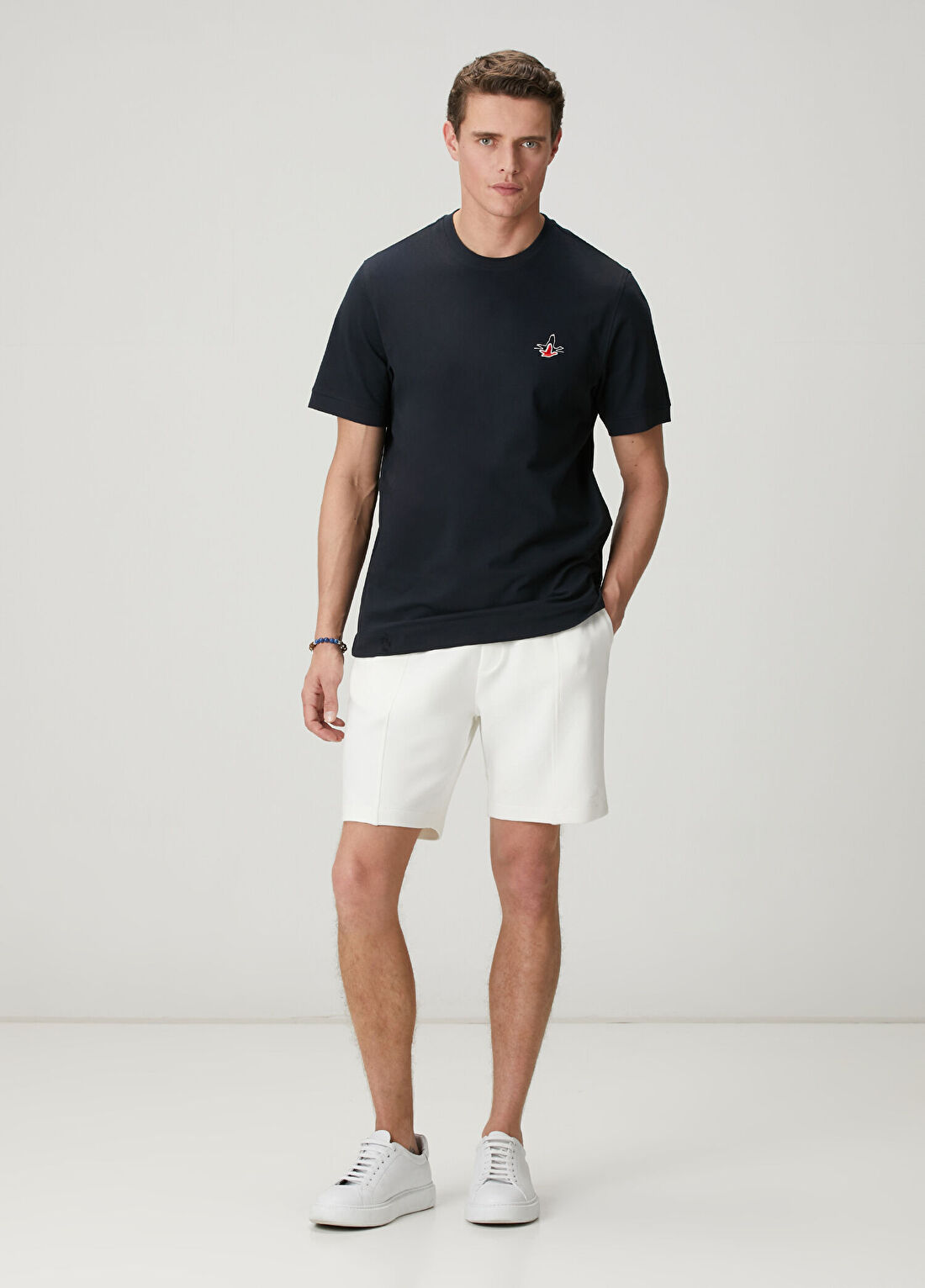 Beymen Club Kırık Beyaz Önü Dikiş Detaylı Scuba Şort Jersey