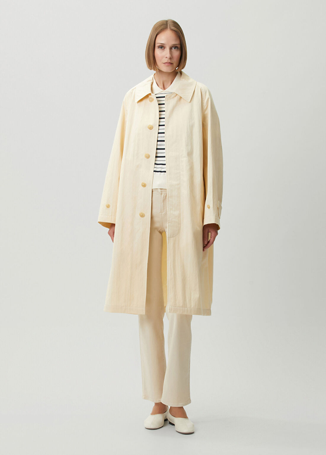 A.P.C. Ekru Pardösü