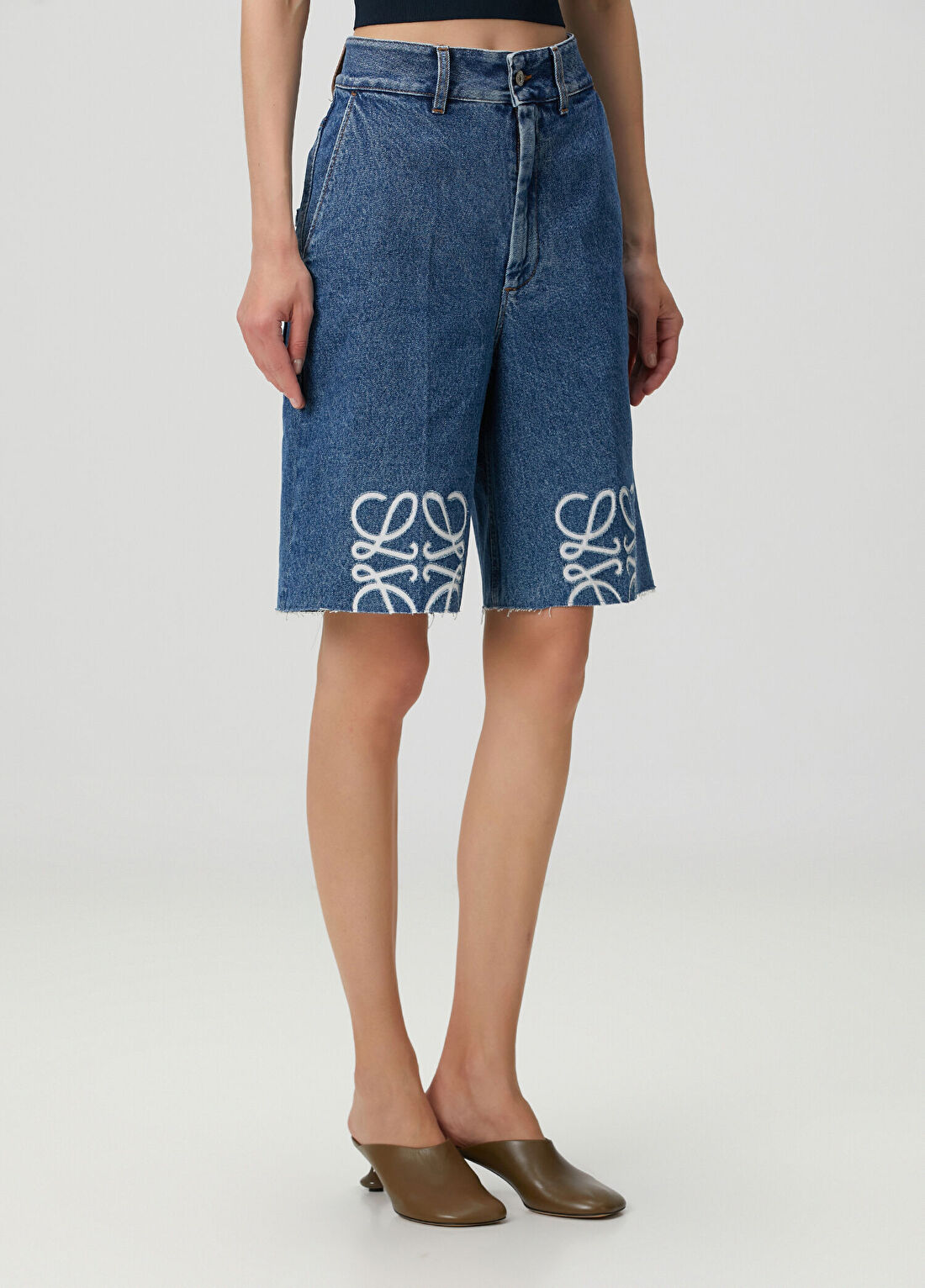 Loewe Anagram Mavi Denim Şort görsel 3