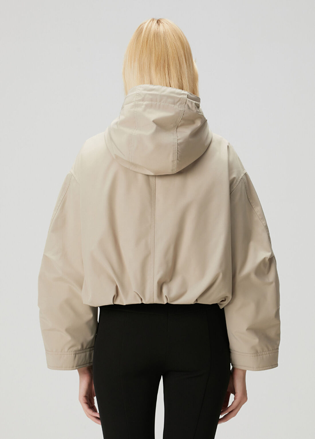 Moncler Eucalyptus Bej Kapüşonlu Mont görsel 4