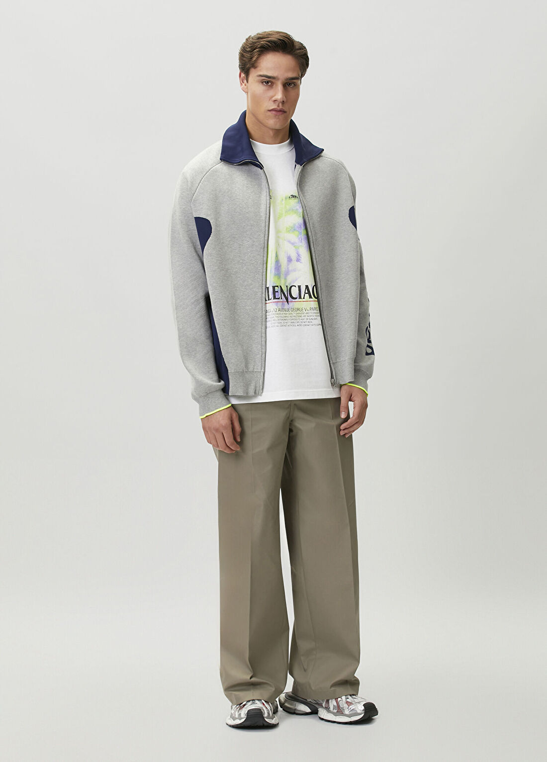 Balenciaga Triko görsel 2