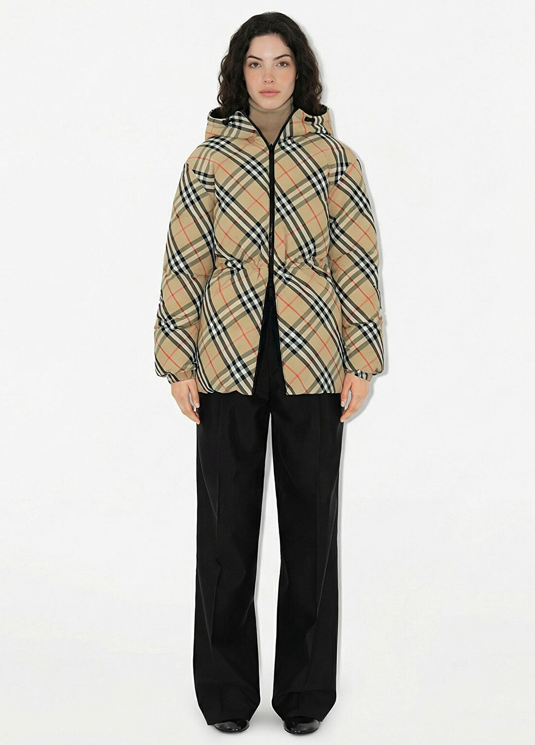 Burberry Reversible Check Keswick Puffer Bej Kapüşonlu Kadın Mont
