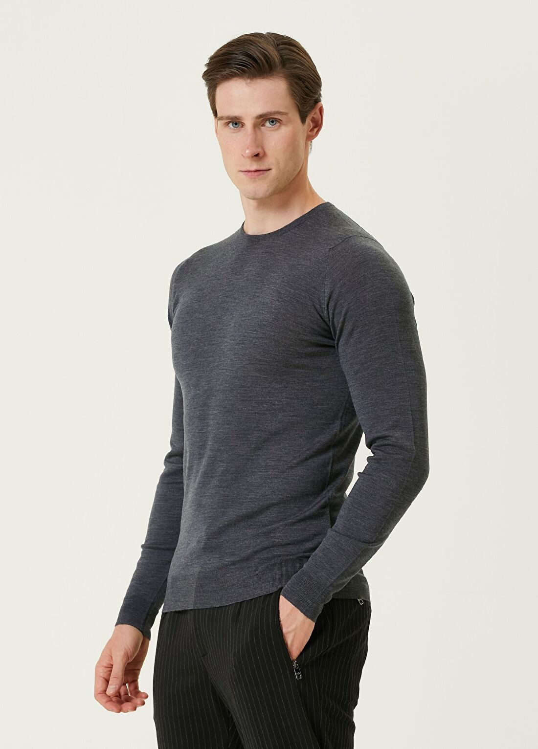 John Smedley Lundy Koyu Gri Merino Kazak