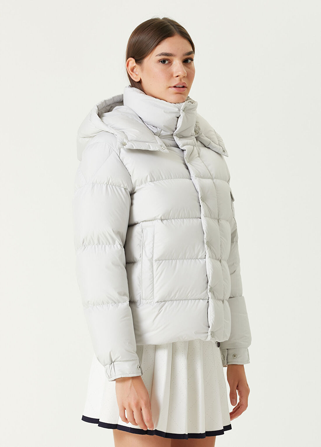 Moncler Maya Beyaz Kapüşonlu Puff Mont görsel 3