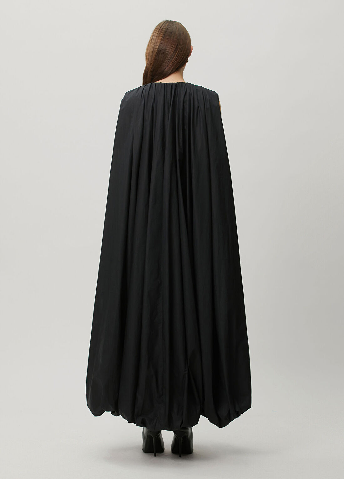Balenciaga Cristobal Siyah Maksi Elbise görsel 4