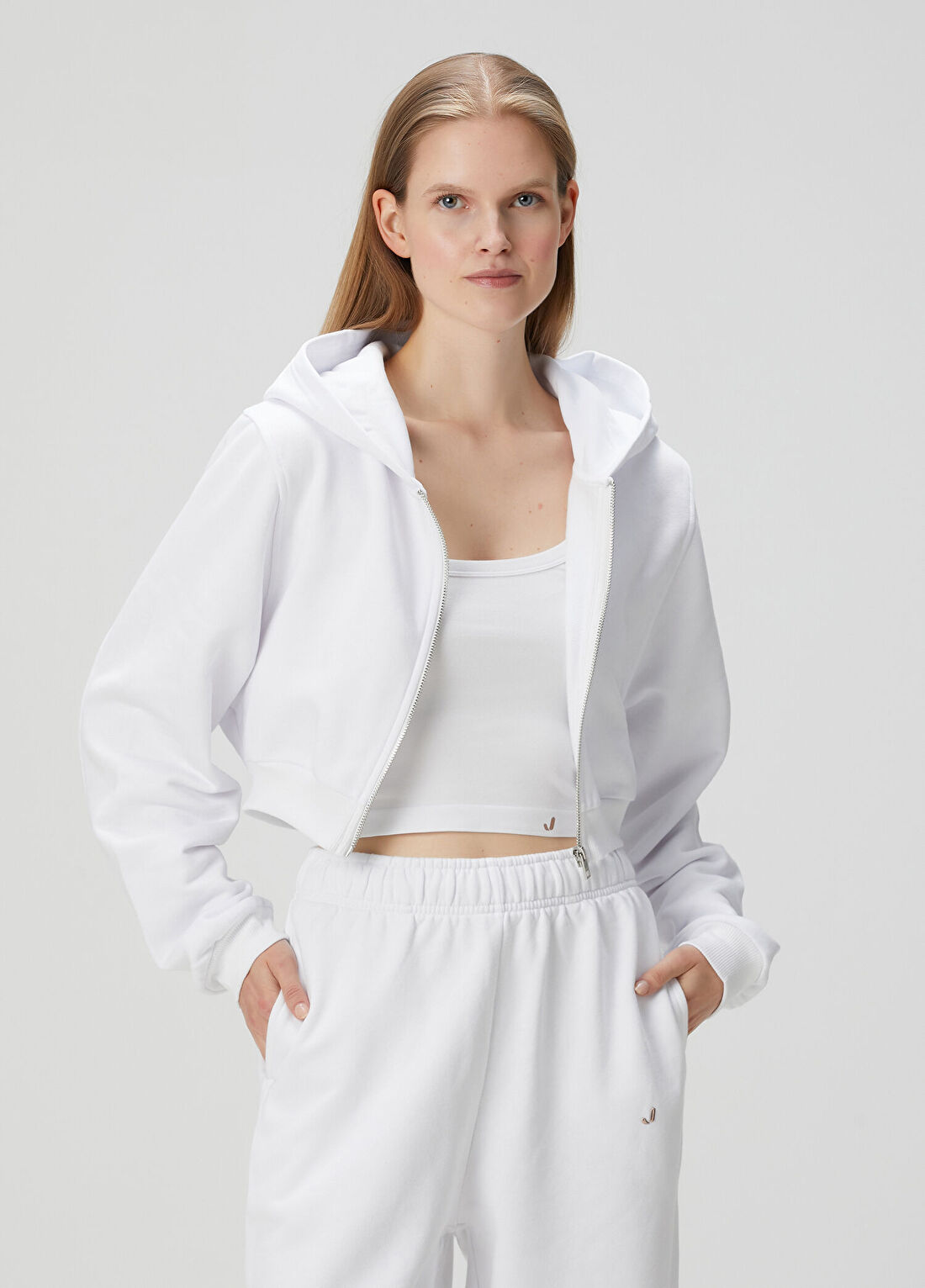 Jerf Aura Beyaz Fermuarlı Crop Hoodie