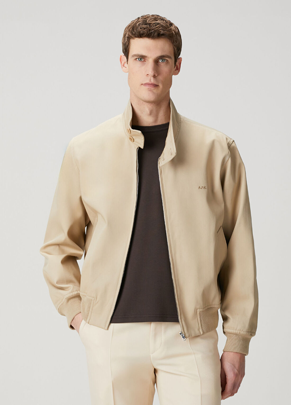 A.P.C. Bej Mont görsel 3