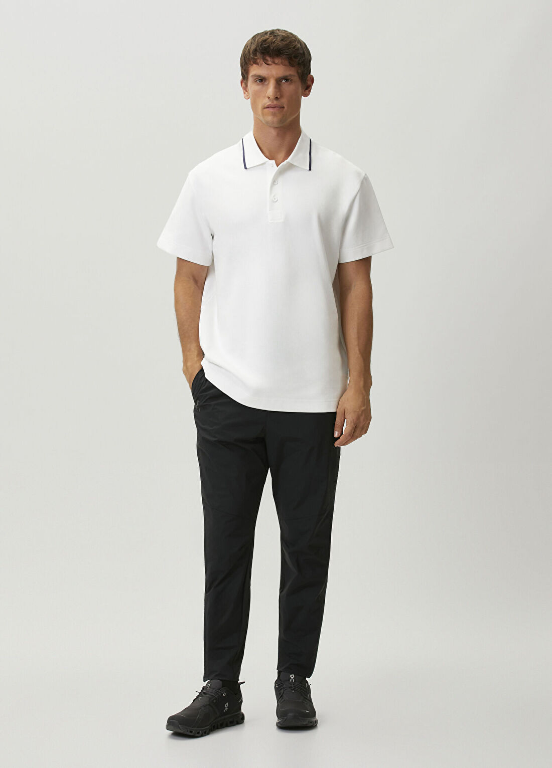 On Courtside Beyaz Polo Yaka T-shirt görsel 2