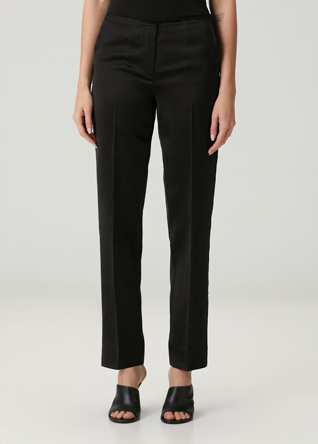 Toteme Easy Raw Edge Siyah Pantolon görsel 2