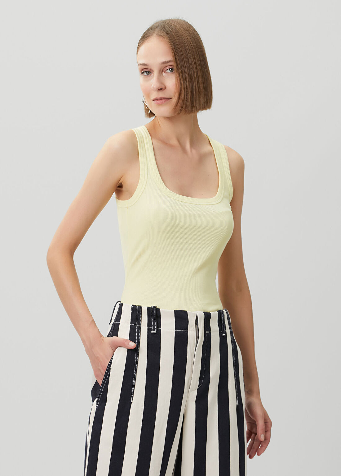 Jacquemus Sarı Atlet görsel 3