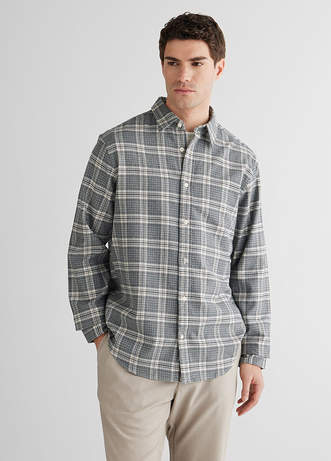Gant Gri Regular Fit Bisiklet Yaka Uzun Kollu Erkek Gömlek
