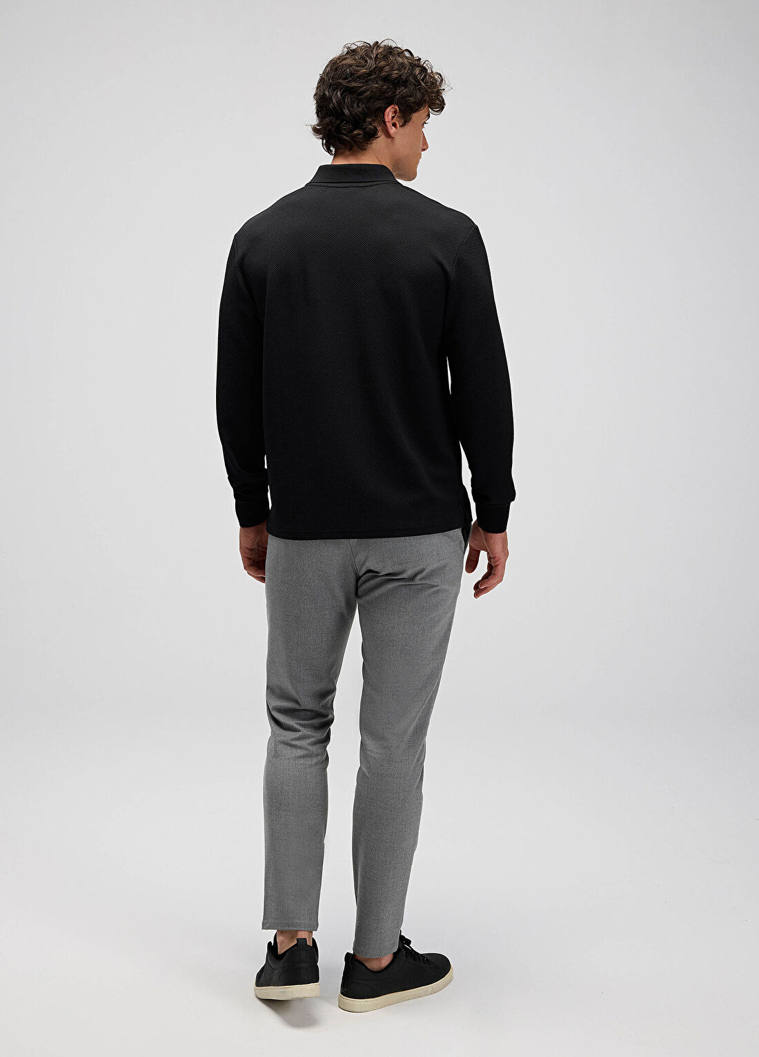 Ellesse Siyah Polo Yaka Uzun Kollu Erkek Sweatshirt EM601-BK görsel 3