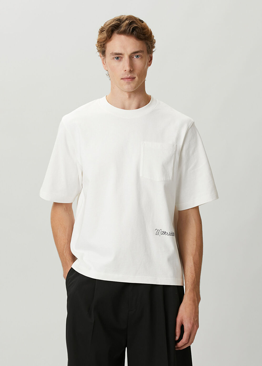 Mithridate Beyaz Logo Nakışlı T-shirt
