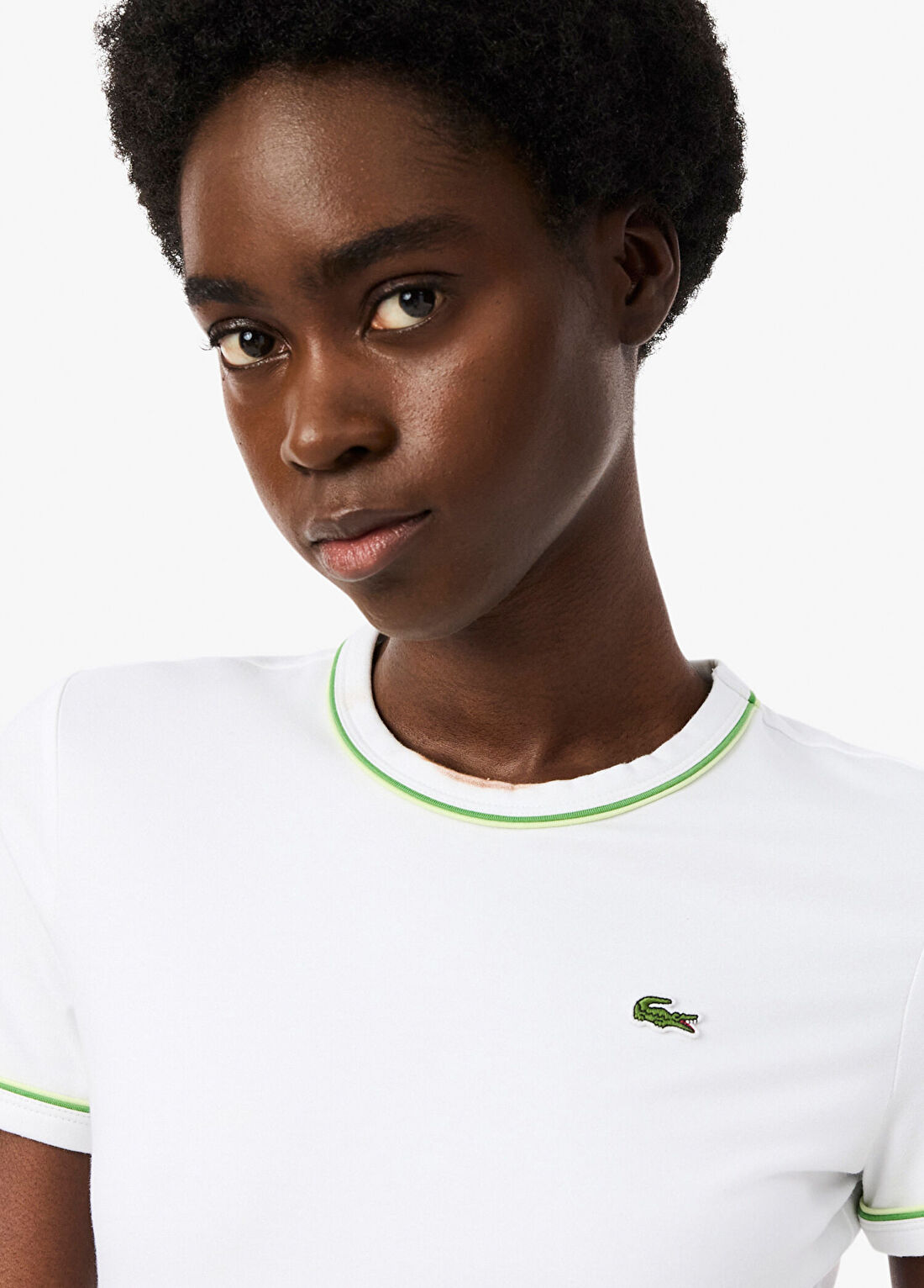 Lacoste Beyaz Bisiklet Yaka Slim Fit Kısa Kollu Kadın T-Shirt görsel 2