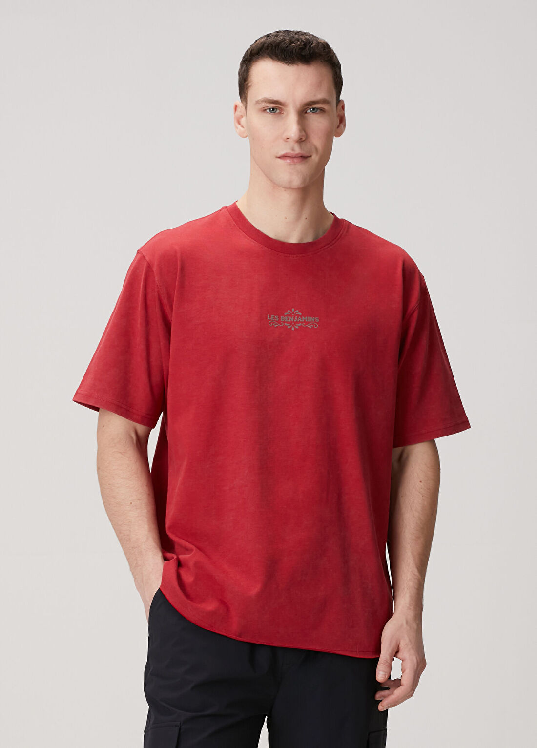 Les Benjamins Kırmızı Logo Baskılı T-shirt