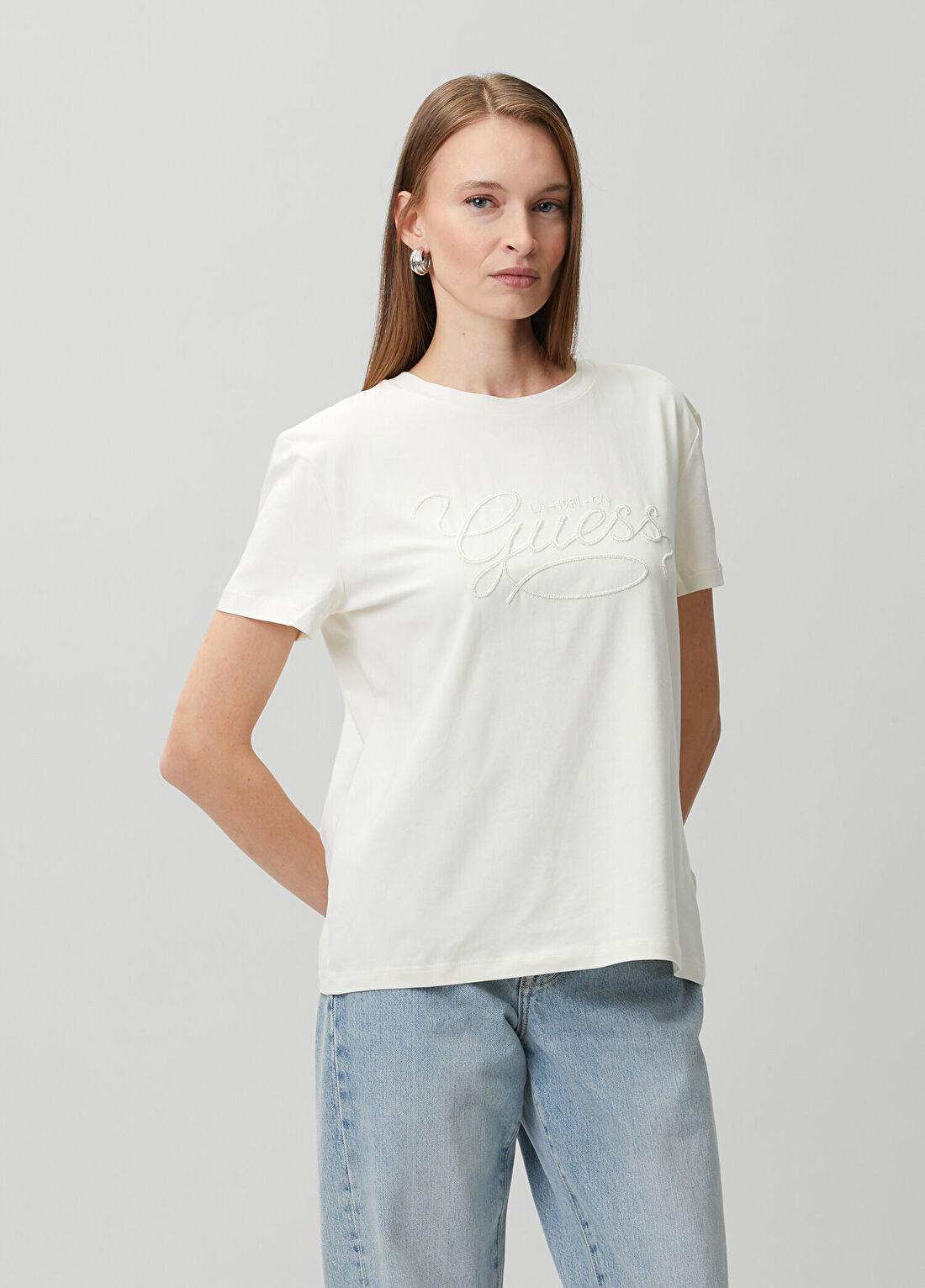 Guess Syrma Regular Fit Ekru T-shirt görsel 3
