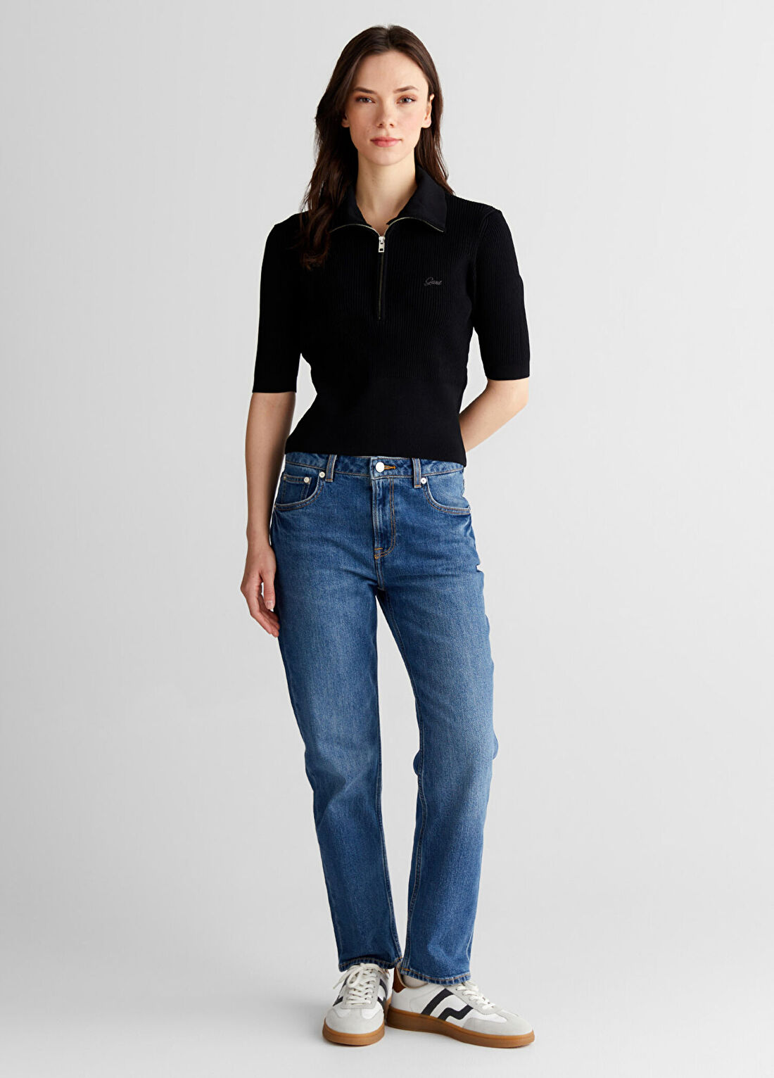 Gant Siyah Yarım Fermuarlı Slim Fit Truvakar Kol Kadın Kazak görsel 3