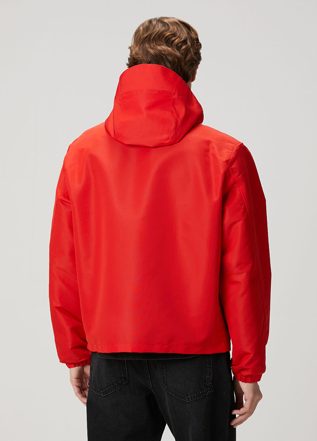 Givenchy Kırmızı Kapüşonlu Yağmurluk görsel 4