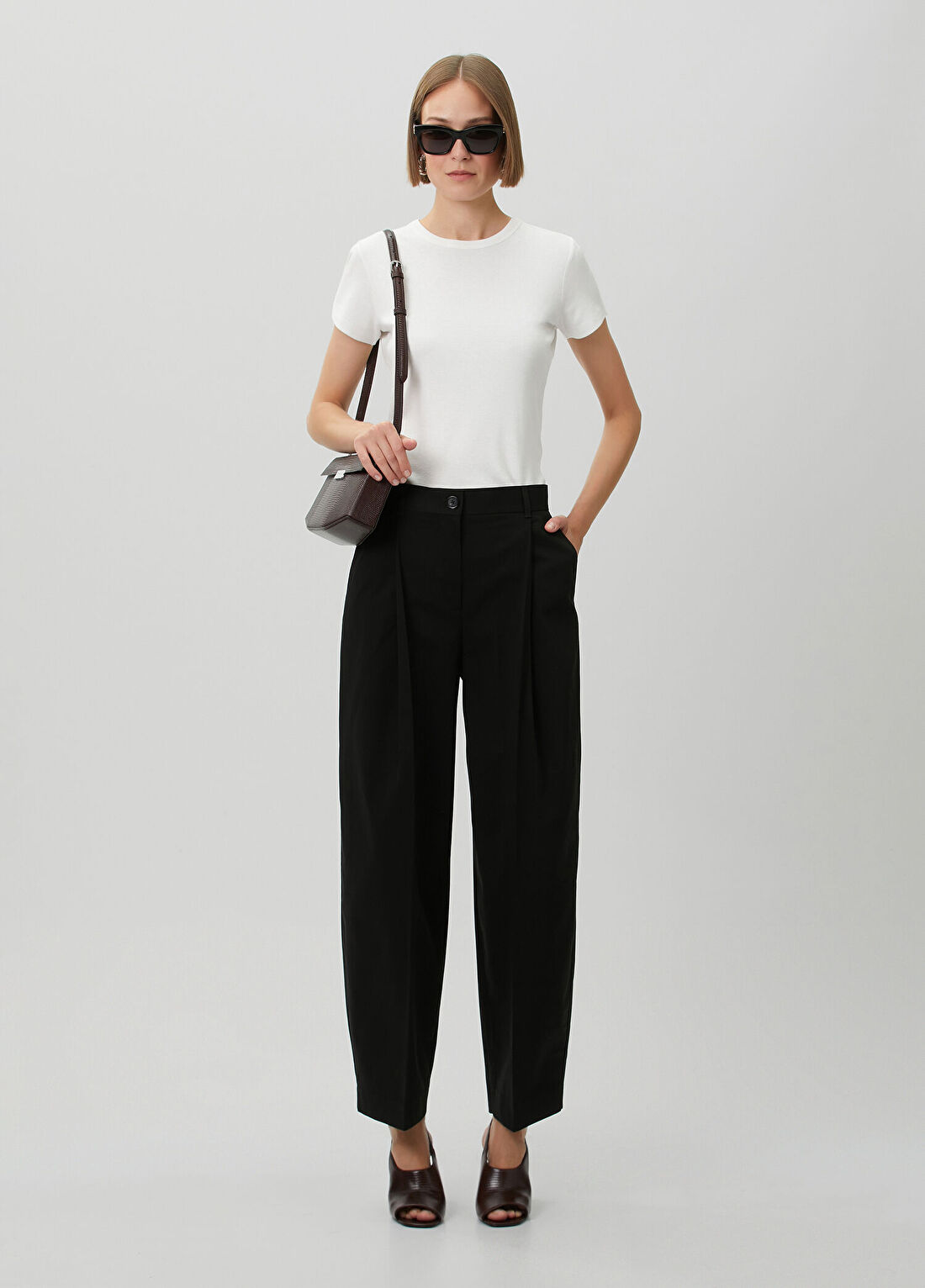 Toteme Siyah Pile Detaylı Pantolon