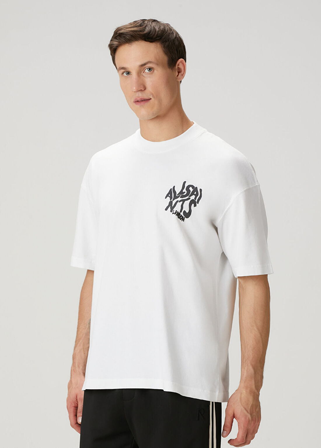 AllSaints Orlando Kırık Beyaz Logo Baskılı T-shirt
