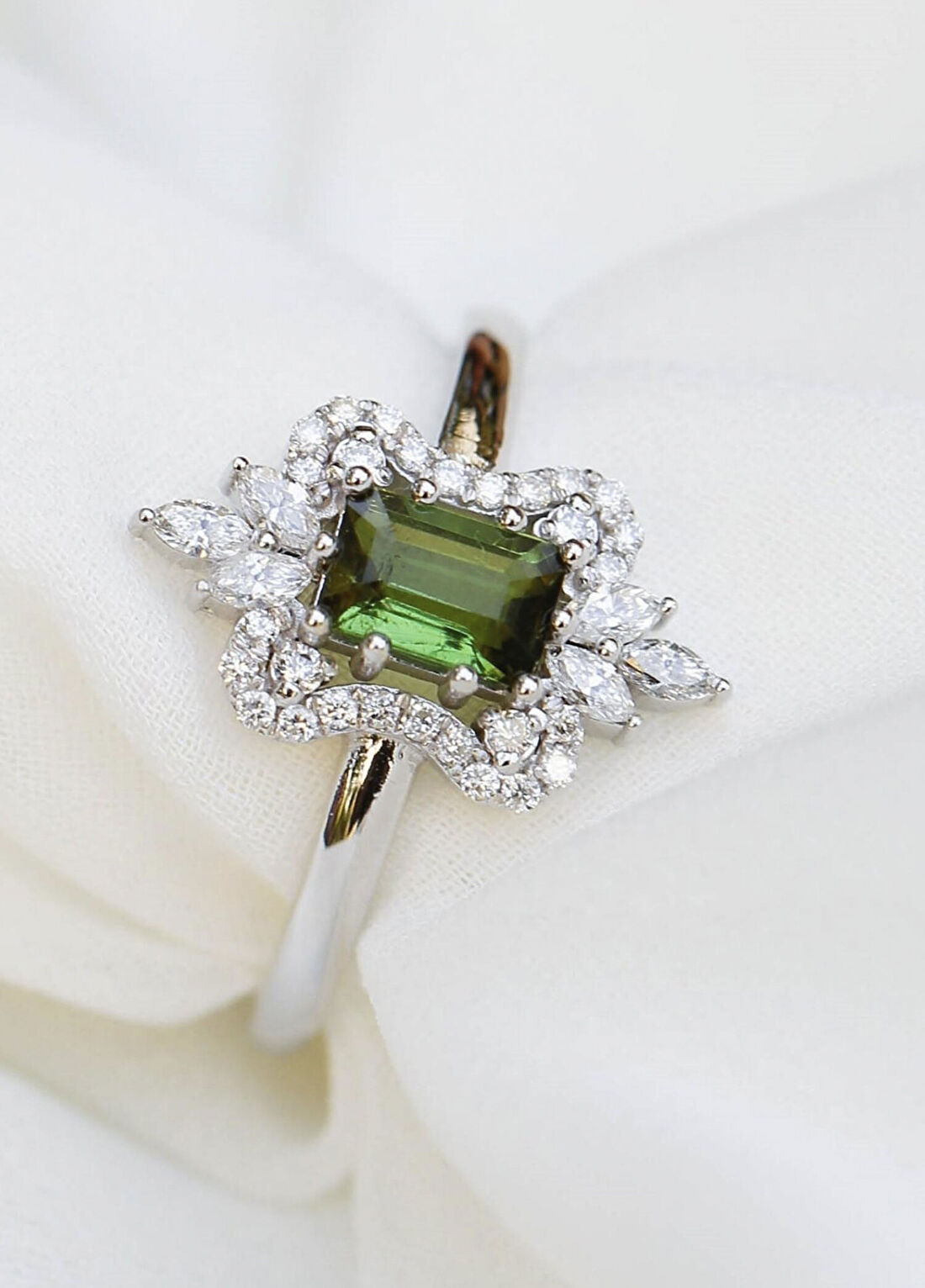 Safir Mücevher Hazine Tourmaline Pırlanta Kadın Altın Yüzük görsel 3