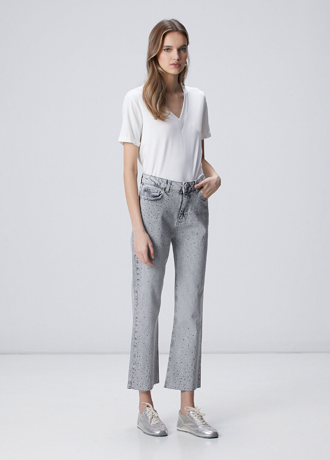Network Kırık Beyaz Kol Katlama Detaylı Basic T-shirt görsel 3