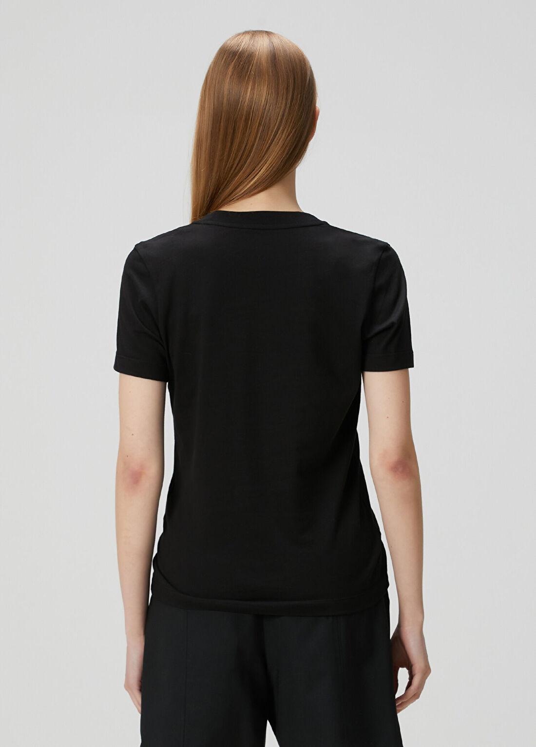 Moncler Siyah Taşlı Logolu T-shirt görsel 4